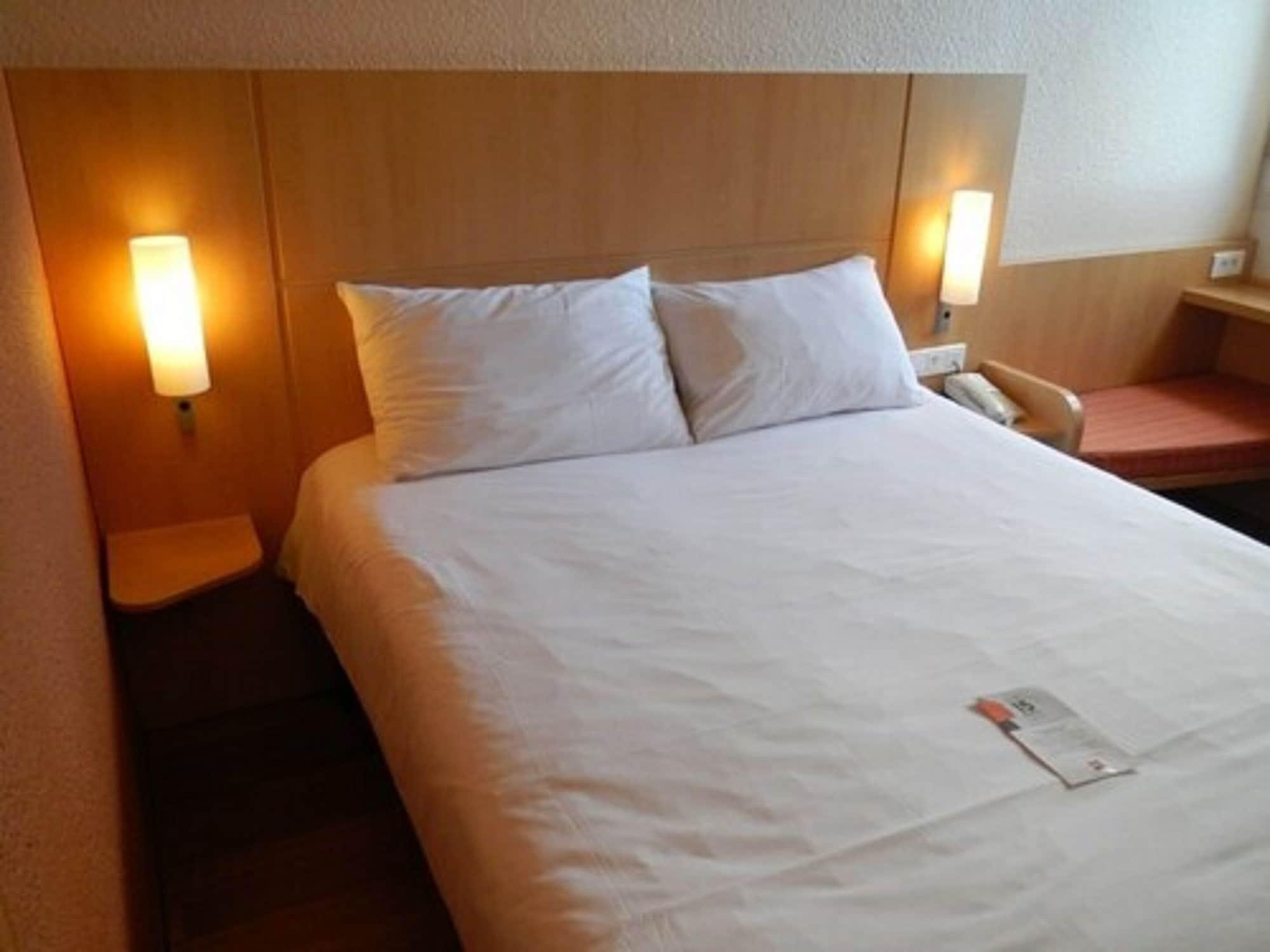 Ibis Poitiers Beaulieu Hotell Exteriör bild
