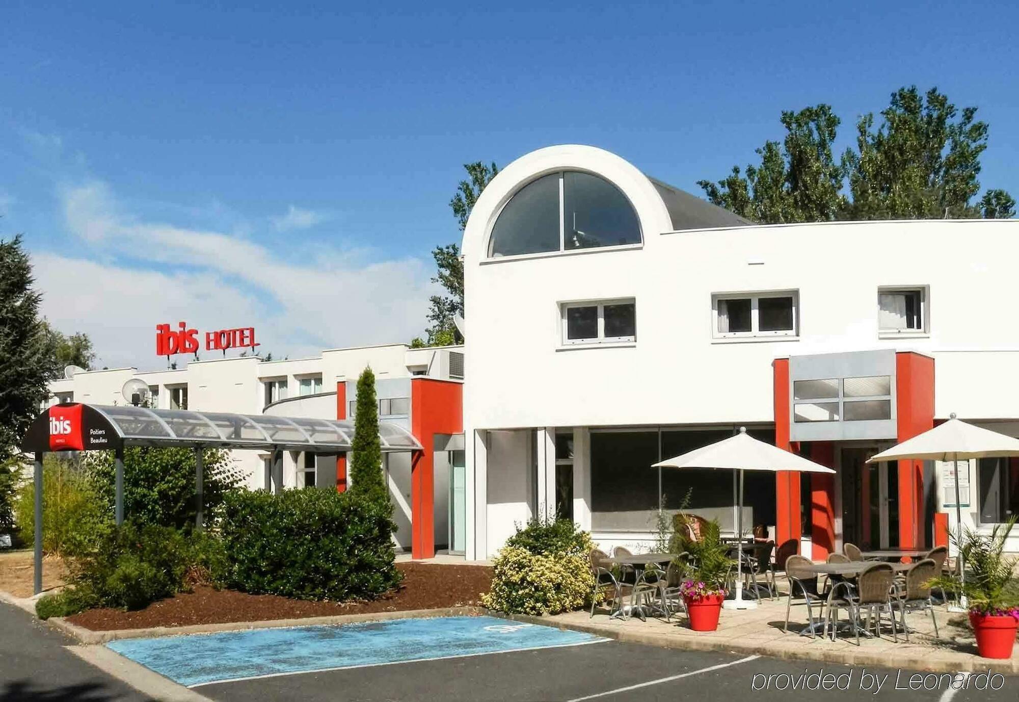 Ibis Poitiers Beaulieu Hotell Exteriör bild